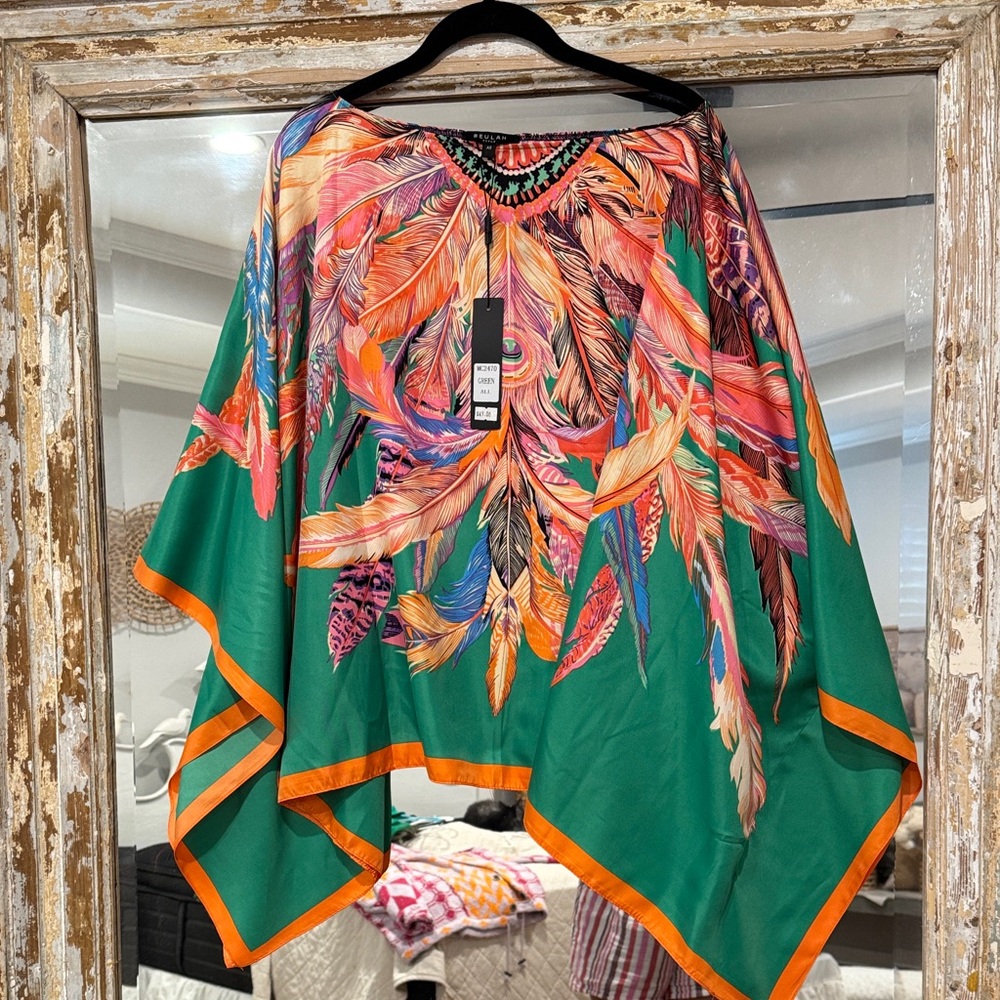 Beulah colorful top